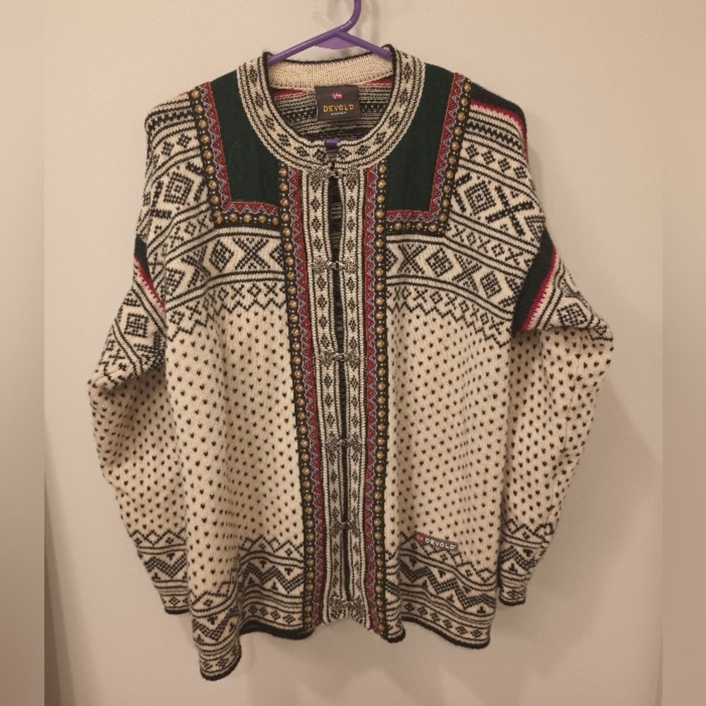 Peruvian Connection Cream and Black Patterned Sweater